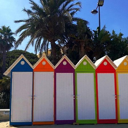 Studio Sur Plage Cavaliere Avec Terrasse, 1Er Etage, 2 Couchages - Fr-1-251-80 Le Lavandou Luaran gambar